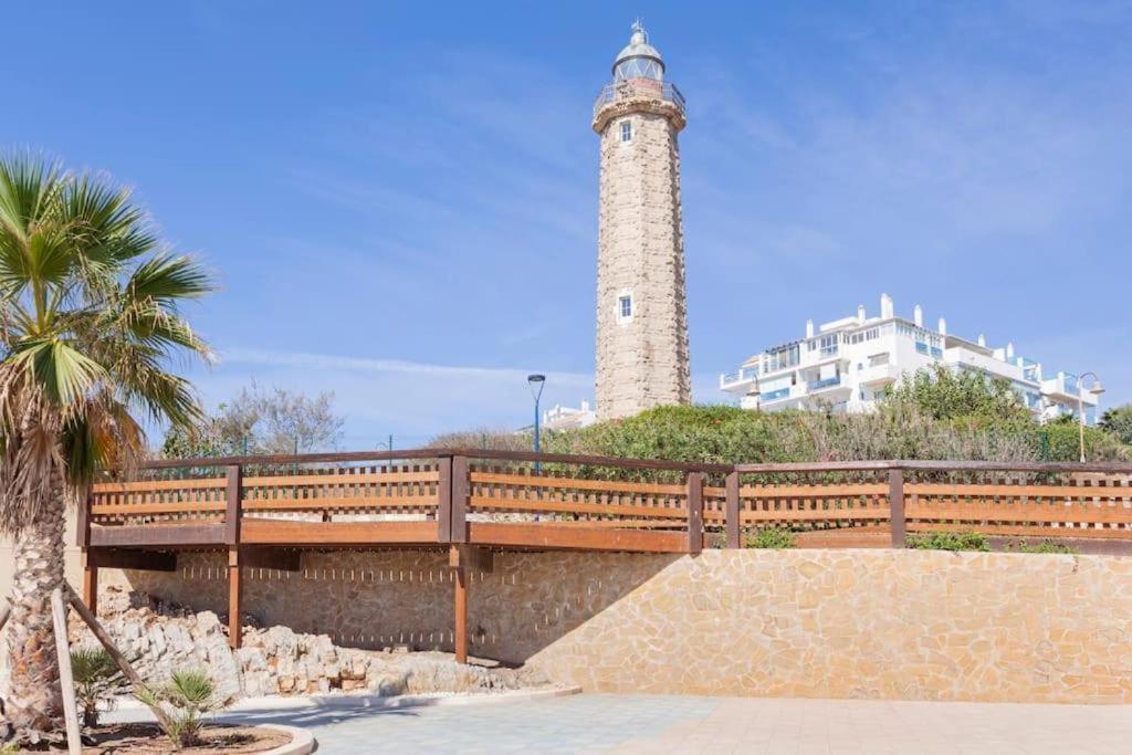 Vista Al Faro Apartment เอสเตโปนา ภายนอก รูปภาพ
